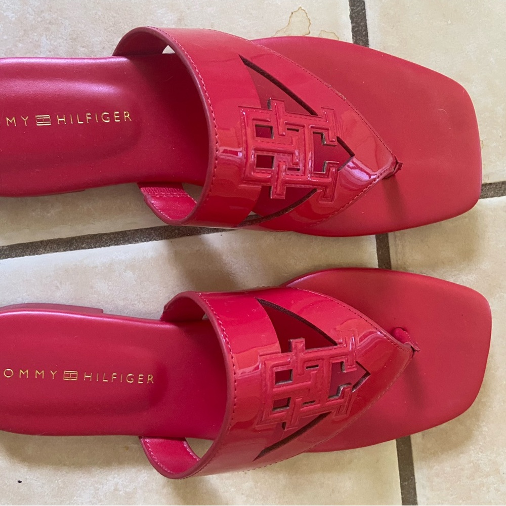 Tommy Hilfiger Red Sandals with Geometric Design